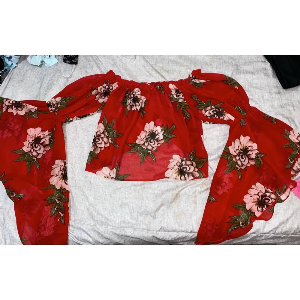 Cropped blouse
